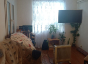 Satılır 4 otaqlı 83 m2 köhnə tikili Əhmədli m.