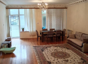 İcarəyə verilir 3 otaqlı 120 m2 köhnə tikili Nərimanov r.