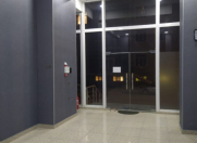 İcarəyə verilir 3 otaqlı 60 m2 köhnə tikili Qara Qarayev m.