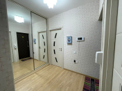 Satılır 2 otaqlı 55 m2 köhnə tikili Neapol dairəsi