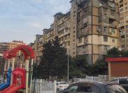 Satılır 3 otaqlı 90 m2 köhnə tikili Memar Əcəmi m.