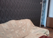 İcarəyə verilir 1 otaqlı 35 m2 köhnə tikili Şah İsmayıl Xətai m.