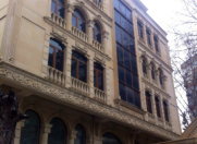 Satılır 8 otaqlı 1600 m2 obyekt Nəriman Nərimanov m.