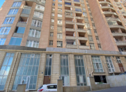 Satılır 5 otaqlı 272 m2 yeni tikili Elmlər Akademiyası m.