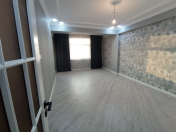 Satılır 2 otaqlı 60 m2 yeni tikili Memar Əcəmi m.