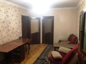 İcarəyə verilir 2 otaqlı 50 m2 köhnə tikili İnşaatçılar m.