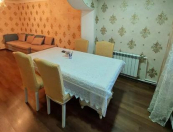 İcarəyə verilir 3 otaqlı 90 m2 köhnə tikili 8 km