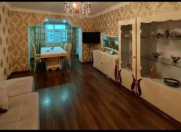 İcarəyə verilir 3 otaqlı 90 m2 köhnə tikili Neftçilər m.