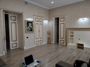 İcarəyə verilir 3 otaqlı 120 m2 ofis 28 May m.