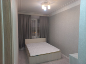 İcarəyə verilir 2 otaqlı 55 m2 köhnə tikili Memar Əcəmi m.