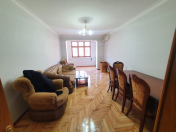 İcarəyə verilir 3 otaqlı 100 m2 köhnə tikili Nəriman Nərimanov m.