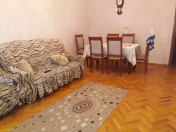 Satılır 2 otaqlı 54 m2 köhnə tikili Badamdar