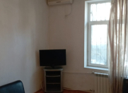 Satılır 2 otaqlı 55 m2 köhnə tikili Hüseyn Cavid parkı