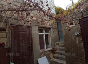 Satılır 3 otaqlı 90 m2 həyət evi Bayıl