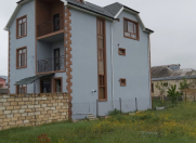 Satılır 8 otaqlı 235 m2 villa Qusar