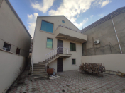 Satılır 7 otaqlı 200 m2 həyət evi Qaraçuxur