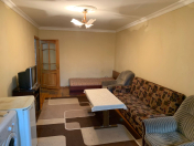 İcarəyə verilir 2 otaqlı 50 m2 köhnə tikili Elmlər Akademiyası m.