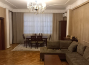 İcarəyə verilir 3 otaqlı 100 m2 yeni tikili Nizami m.