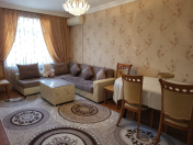 Satılır 4 otaqlı 90 m2 köhnə tikili Əhmədli m.