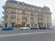 İcarəyə verilir 3 otaqlı 128 m2 yeni tikili Ağ şəhər