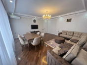 İcarəyə verilir 3 otaqlı 114 m2 yeni tikili Şah İsmayıl Xətai m.