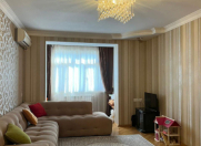 İcarəyə verilir 2 otaqlı 70 m2 köhnə tikili Gənclik m.