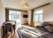 İcarəyə verilir 2 otaqlı 55 m2 köhnə tikili Gənclik m.