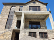 Satılır 7 otaqlı 400 m2 villa Buzovna