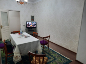 İcarəyə verilir 3 otaqlı 60 m2 köhnə tikili Nəsimi m.