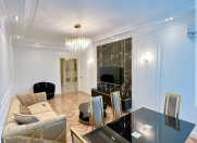 İcarəyə verilir 3 otaqlı 100 m2 yeni tikili 8 Noyabr m.