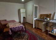 İcarəyə verilir 1 otaqlı 36 m2 həyət evi Elmlər Akademiyası m.