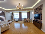 Satılır 3 otaqlı 120 m2 yeni tikili Sirk