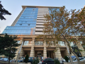 İcarəyə verilir 3 otaqlı 105 m2 yeni tikili Hilton otel