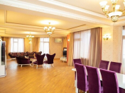 Satılır 5 otaqlı 310 m2 yeni tikili Elmlər Akademiyası m.