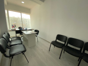 İcarəyə verilir 1 otaqlı 16 m2 ofis 28 May m.