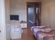 İcarəyə verilir 3 otaqlı 70 m2 köhnə tikili Xalqlar Dostluğu m.