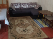 İcarəyə verilir 2 otaqlı 45 m2 köhnə tikili Memar Əcəmi m.