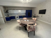 İcarəyə verilir 4 otaqlı 195 m2 yeni tikili Şah İsmayıl Xətai m.