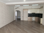 İcarəyə verilir 4 otaqlı 135 m2 ofis 20 yanvar m.
