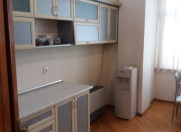 İcarəyə verilir 3 otaqlı 143 m2 yeni tikili MUM