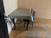 İcarəyə verilir 2 otaqlı 65 m2 köhnə tikili Sevinc k/t