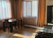 İcarəyə verilir 3 otaqlı 140 m2 yeni tikili 8 Noyabr m.