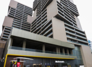 İcarəyə verilir 2 otaqlı 106.5 m2 yeni tikili İnşaatçılar m.