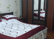 İcarəyə verilir 3 otaqlı 100 m2 yeni tikili Neftçilər m.