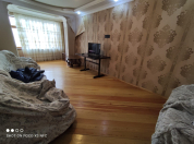 İcarəyə verilir 3 otaqlı 70 m2 köhnə tikili Azadlıq prospekti m.