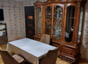 İcarəyə verilir 3 otaqlı 60 m2 köhnə tikili Şah İsmayıl Xətai m.