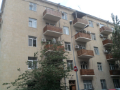 İcarəyə verilir 3 otaqlı 110 m2 ofis İçəri Şəhər m.