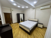 İcarəyə verilir 3 otaqlı 102 m2 yeni tikili Nərimanov heykəli