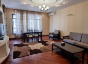 İcarəyə verilir 3 otaqlı 155 m2 yeni tikili Şah İsmayıl Xətai m.