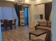 İcarəyə verilir 4 otaqlı 181 m2 yeni tikili Şah İsmayıl Xətai m.